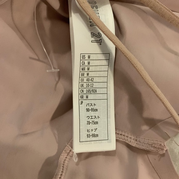 Forever21 bodycon bodysuit - Picture 4 of 5